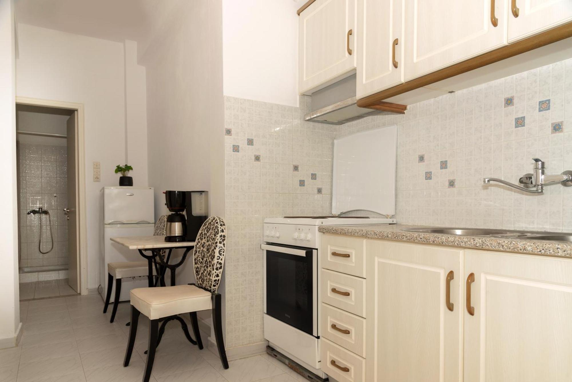 Mel Apartment Melikia Exterior photo